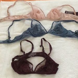 Soma underwire unlined lace bra 34A
